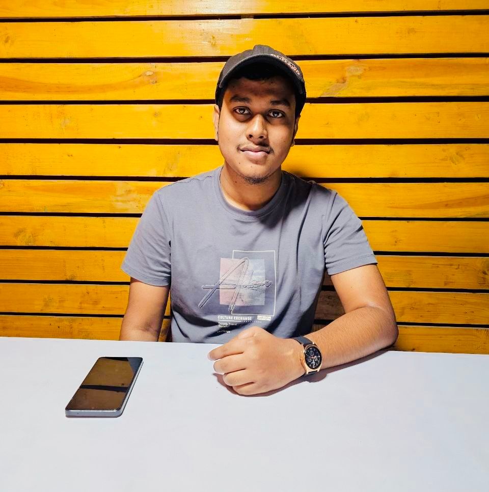 মোঃ মনোয়ার হোসেন বুলবুল